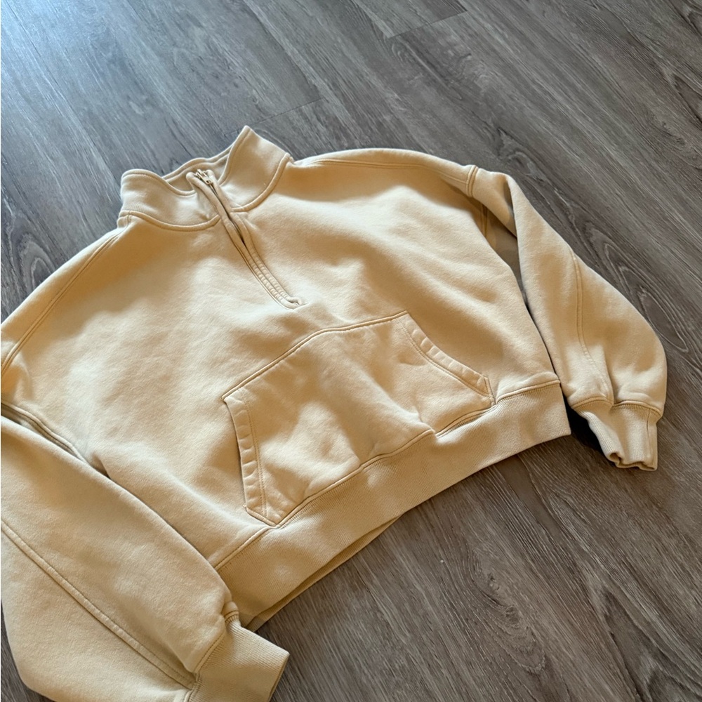 Abercrombie & Fitch Quarter-Zip Sweatshirt - Picture 3 of 9
